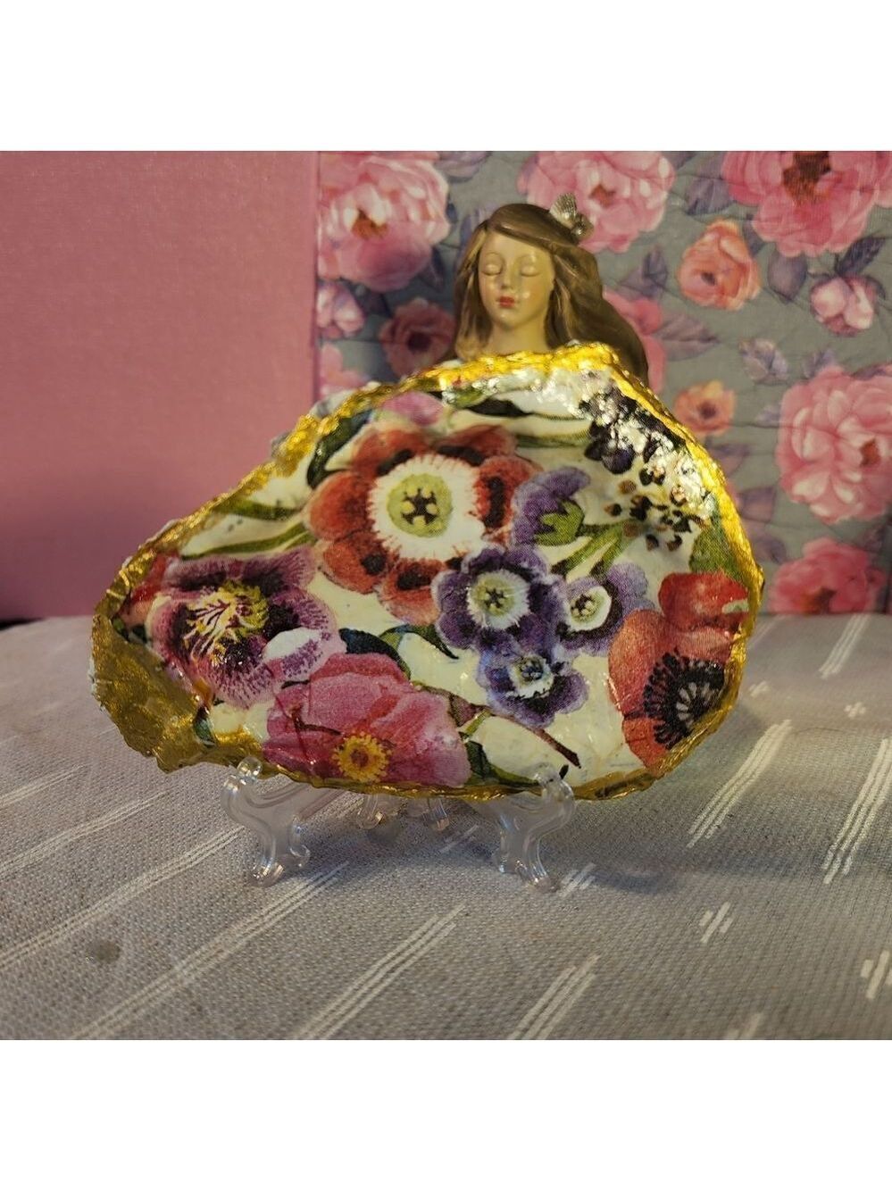 DECOUPAGE OYSTER SHELL DECOUPAGE FLOWERS TRINKET DISH ON A OYSTER SHELL